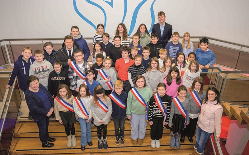 Bravo-a-tous-les-elus-du-nouveau-conseil-municipal-des-jeunes