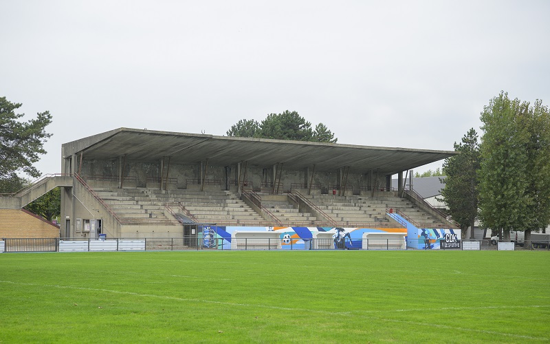 tribune stade Delaune 2025